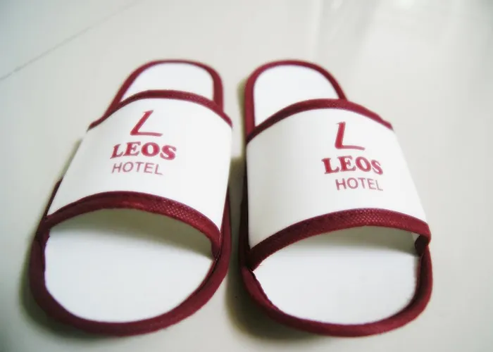 Leos Hotel