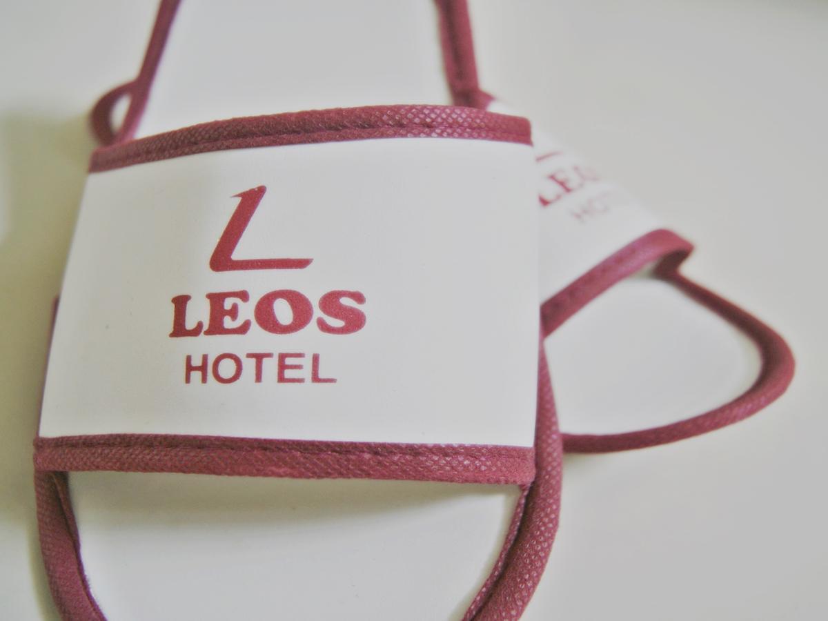 Leos